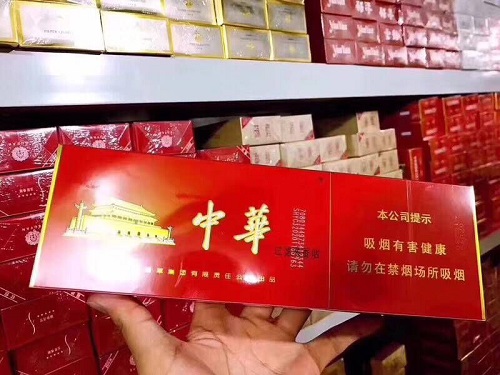 广西越南外烟一手货，越南一手香烟批发市场，越南代工硬中华