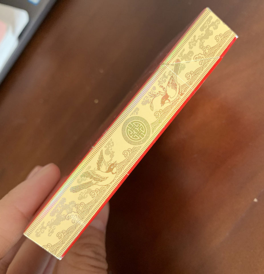 金圣（中国红）烟盒花纹图