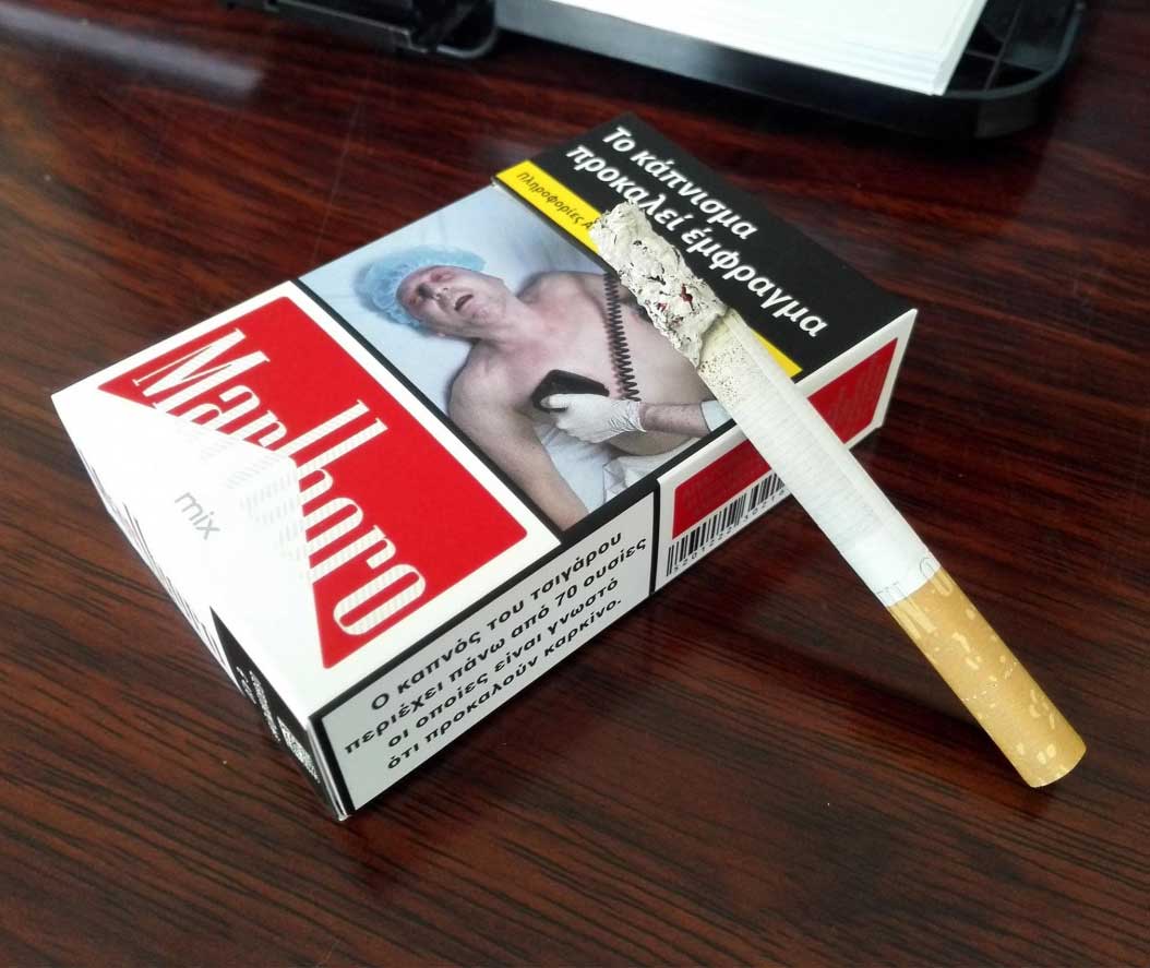 云霄人自己抽啥烟-云霄人的独特烟魅力：揭秘他的烟品选购心得与品味分享