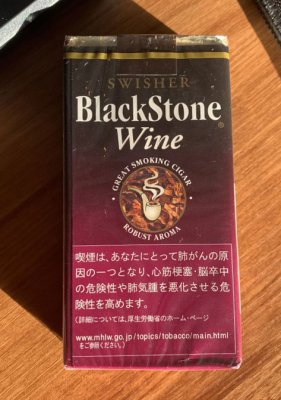 看完《NANA》后体验Black Stone Wine黑石