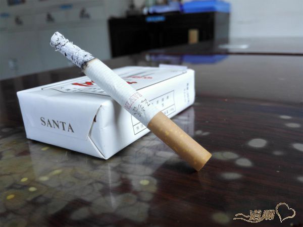 三塔（大理软白）香烟评测