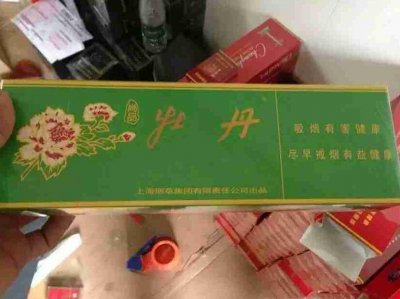 越南代工香烟批发拿货，广西出口香烟货源，中华香烟网购