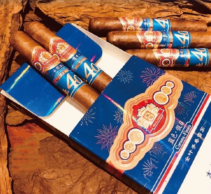 王冠雪茄蓝色假日图片